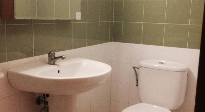 Holidaysbcn Hostel