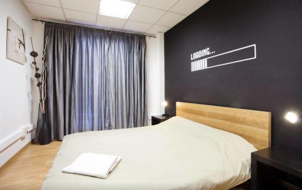 Hostel Holidaysbcn *